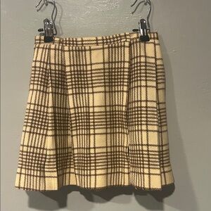 Vintage Chic Brown and Cream Plaid Mini Skirt 200% Pure Virgin Wool